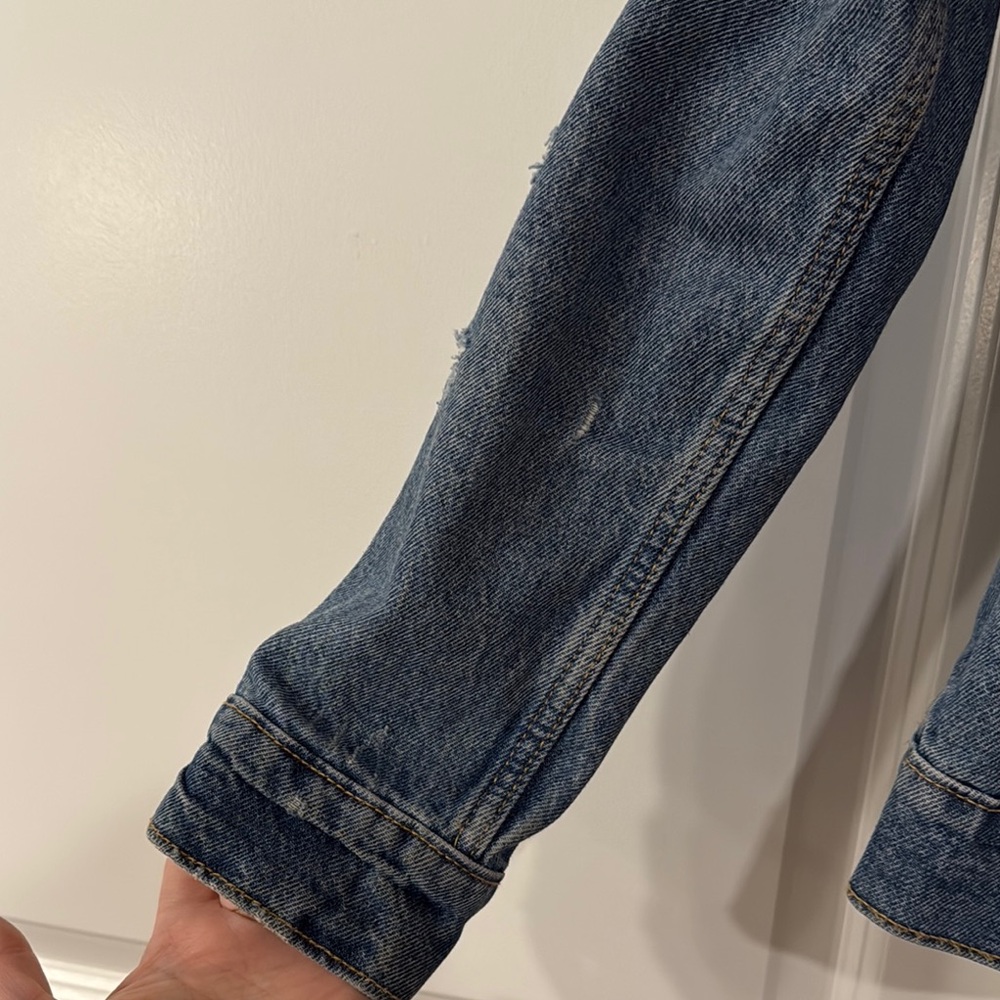 Lightly worn Old Navy Denim Jacket size M - Picture 13 of 16